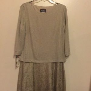 Arianna-Rachel Kaye Women’s Semi-Formal Dress NEW Size 16 All occasions Perfect